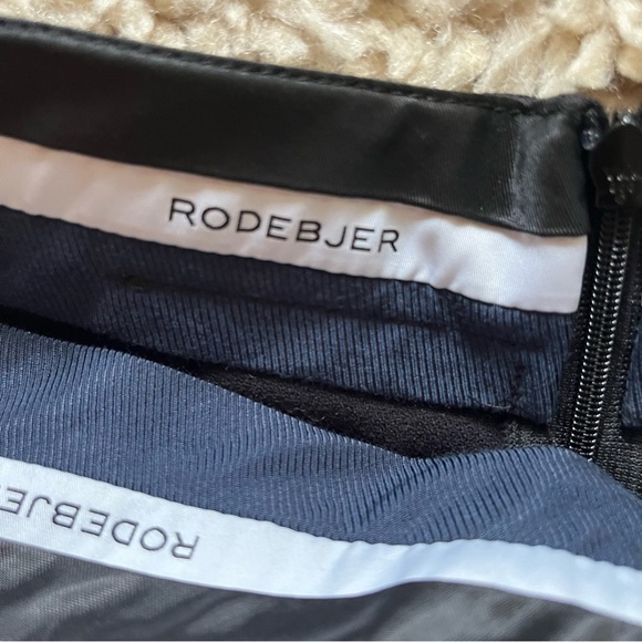 Rodebjer Nala Crepe Trouser Pants in Black - Picture 4 of 4